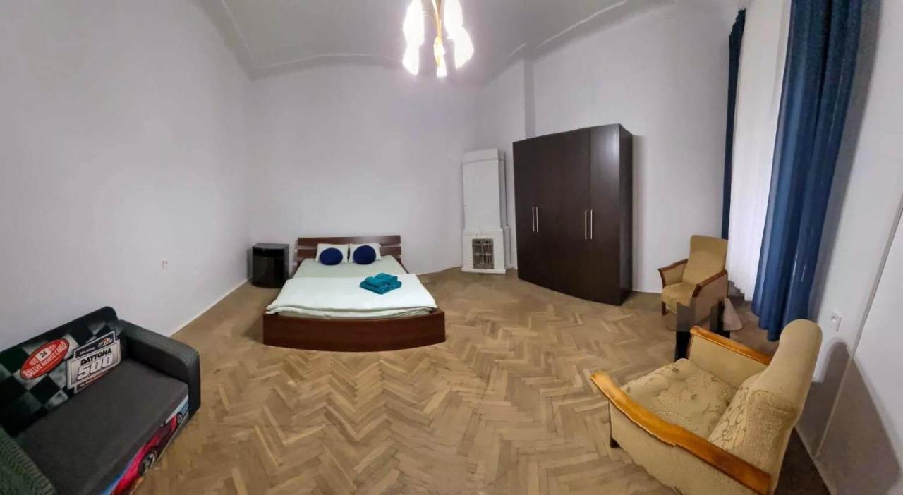 Nocleg W Centrum Czestochowy Nmp32 Ченстохова Экстерьер фото