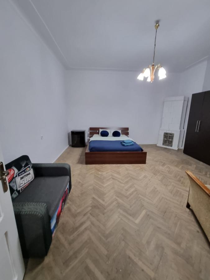 Nocleg W Centrum Czestochowy Nmp32 Ченстохова Экстерьер фото